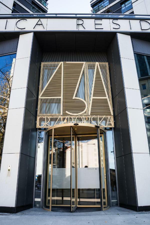 Vipwarsawapartments Sapphire Mennica Residence Eksteriør bilde